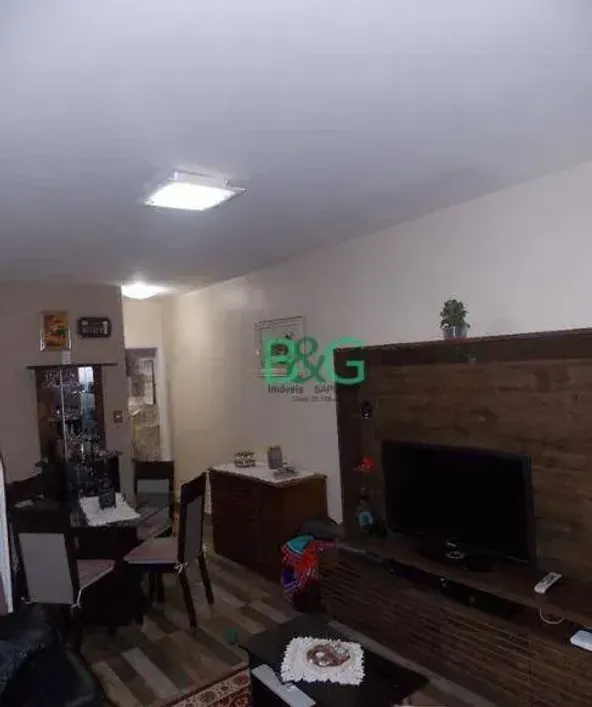 Foto do imóvel - Sobrado à venda com 2 quartos, de 84 a 89 m², 1 a 2 banheiros, 1 vaga e quintal aceitando.