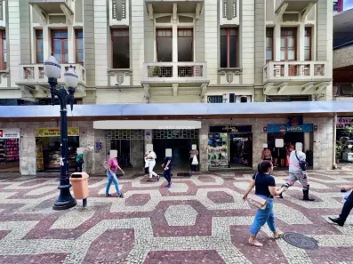 Loja / Salão / Ponto Comercial à venda, 40m² no Centro, Juiz de Fora