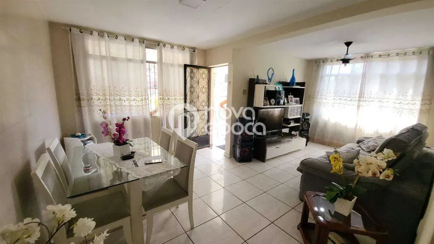 Foto do imóvel - Casa para comprar com 219 m², 3 quartos, 2 banheiros, 2 vagas