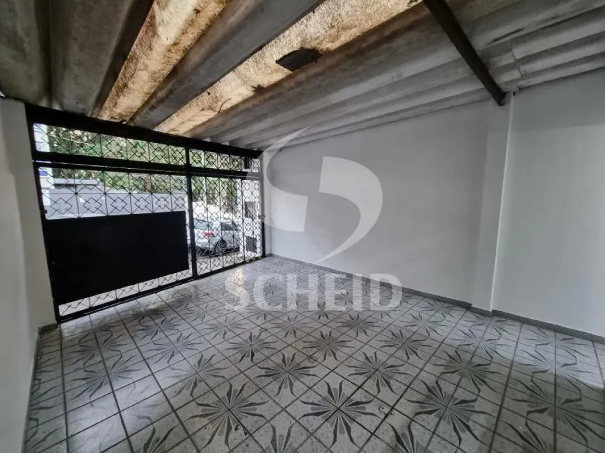 Foto do imóvel - Casa à venda com 3 quartos, 1 suíte, 120 m², 3 banheiros e 2 vagas na garagem em