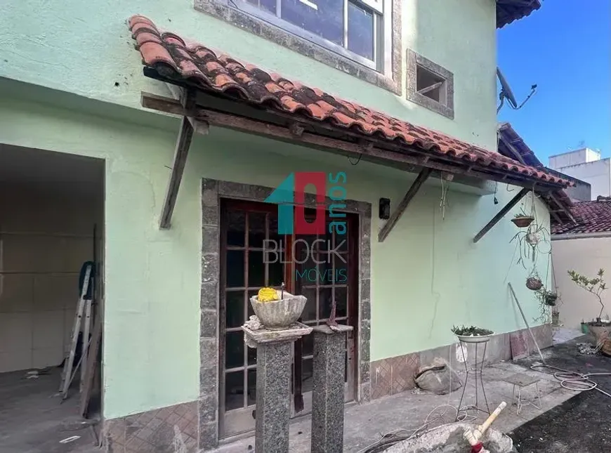 Foto do imóvel - Casa para alugar com 180 m², 3 quartos, 1 banheiro, 3 vagas