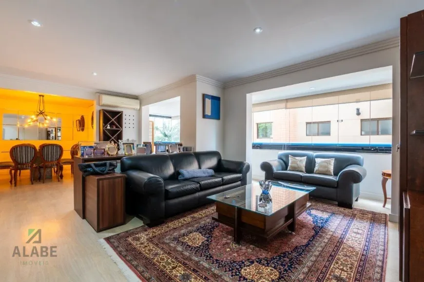 Foto do imóvel - Apartamento para comprar com 132 m², 3 quartos, 5 banheiros, 3 vagas