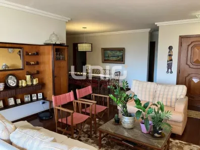 Apartamento com 3 Quartos à venda, 230m² no Centro, Piracicaba