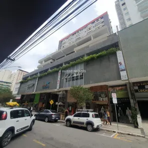 Casa Comercial à venda, 16m² no Centro, Juiz de Fora