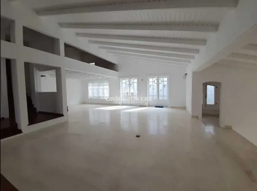 Foto do imóvel - Sobrado para alugar com 473 m², 3 quartos, 6 banheiros, 8 vagas