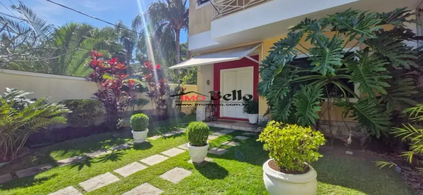 Foto do imóvel - Casa de condomínio à venda com 3 quartos, 1 suíte, 200 m², 4 banheiros e 2 vagas na garagem em