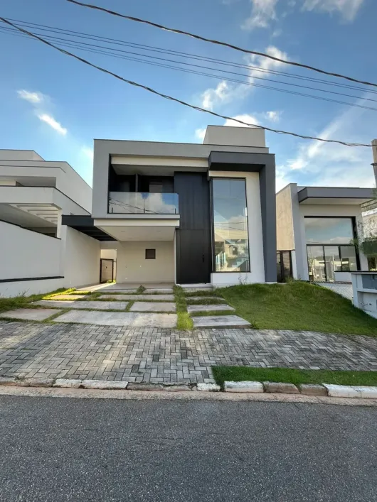 Foto do imóvel - Casa do condomínio à venda com 4 quartos, 4 suítes, 267 m², 5 banheiros e 4 vagas na garagem em