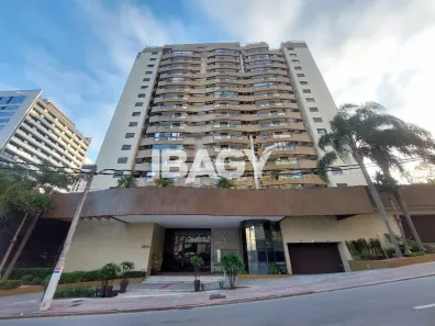 Apartamento com 2 Quartos para alugar, 69m² no Centro, Florianópolis