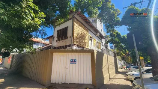 Casa com 6 Quartos à venda, 227m² no Funcionários, Belo Horizonte