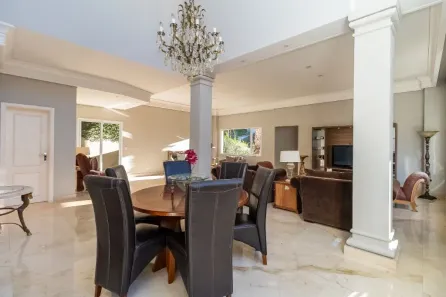 Casa com 5 Quartos à venda, 626m² no Campo Comprido, Curitiba