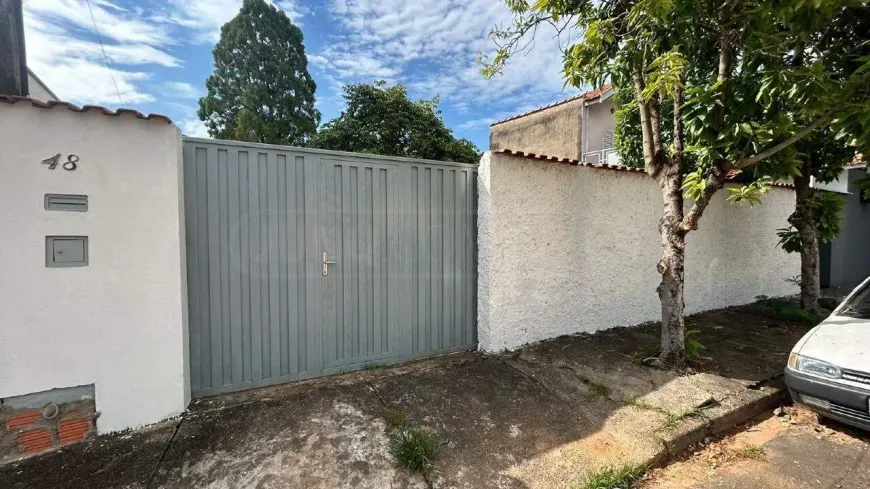 Foto do imóvel - Casa para alugar com 1 quarto, 1 banheiro, 1 vaga na garagem e piscina no condomínio em