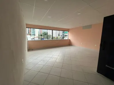 Conjunto Comercial / Sala para alugar, 90m² no Jardim, Santo André