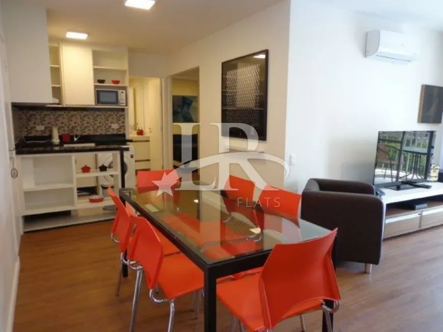 Foto do imóvel - Flat para alugar com 2 quartos, 1 suíte, mobiliado e aceitando animais em