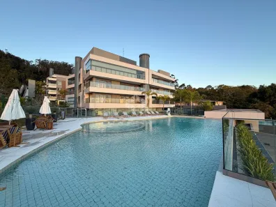 Apartamento com 3 Quartos à venda, 176m² no Cacupé, Florianópolis