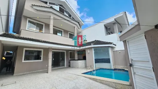 Casa de Condomínio com 3 Quartos para venda ou aluguel, 288m² no Vargem Pequena, Rio de Janeiro