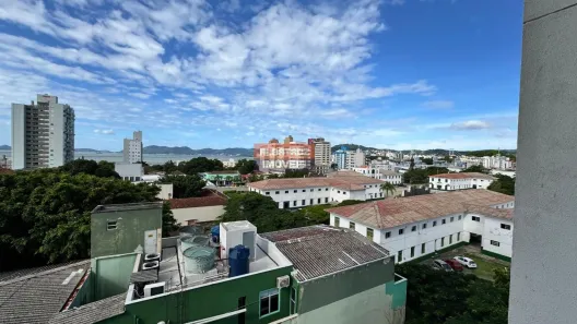 Apartamento com 2 Quartos à venda, 66m² no Capoeiras, Florianópolis