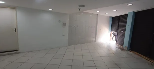 Loja / Salão / Ponto Comercial para alugar, 40m² no Centro, Petrópolis