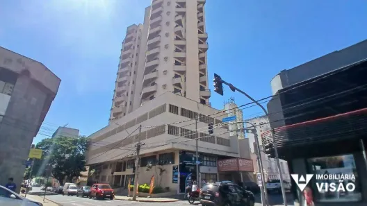 Apartamento com 2 Quartos para alugar, 212m² no Centro, Uberaba