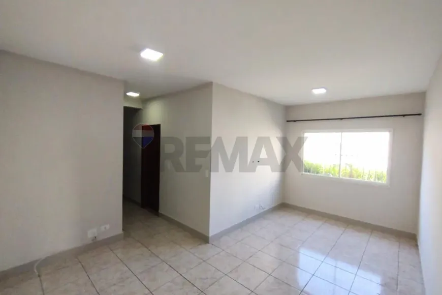 Foto do imóvel - Apartamento para alugar com 3 quartos, 1 banheiro, 1 vaga na garagem e aceita animais em