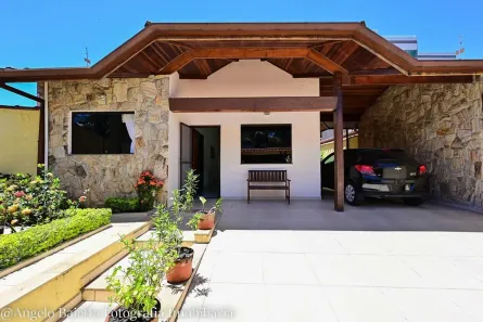 Casa com 3 Quartos à venda, 142m² no Centro, Peruíbe