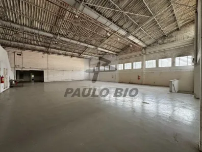 Galpão / Depósito / Armazém para venda ou aluguel, 2940m² no Centro, Diadema