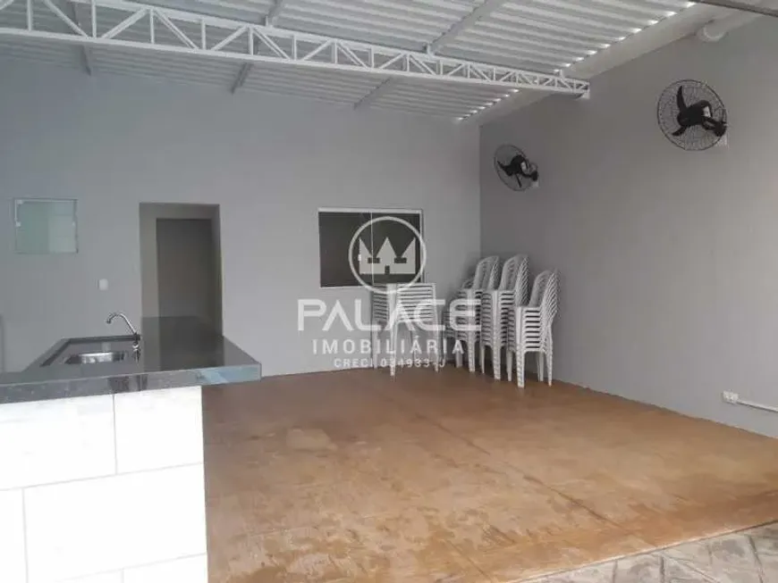Foto do imóvel - Casa à venda com 1 quarto, 1 suíte, 100 m², 2 banheiros e 2 a 5 vagas na garagem em