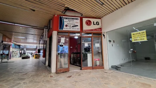Loja / Salão / Ponto Comercial à venda, 63m² no Centro, Juiz de Fora