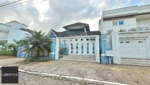 Casa com 4 Quartos à venda, 250m² no Niterói, Canoas