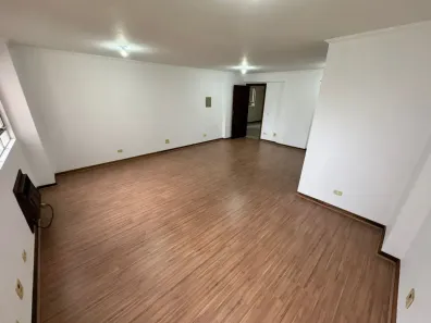 Conjunto Comercial / Sala à venda, 37m² no Centro, Curitiba