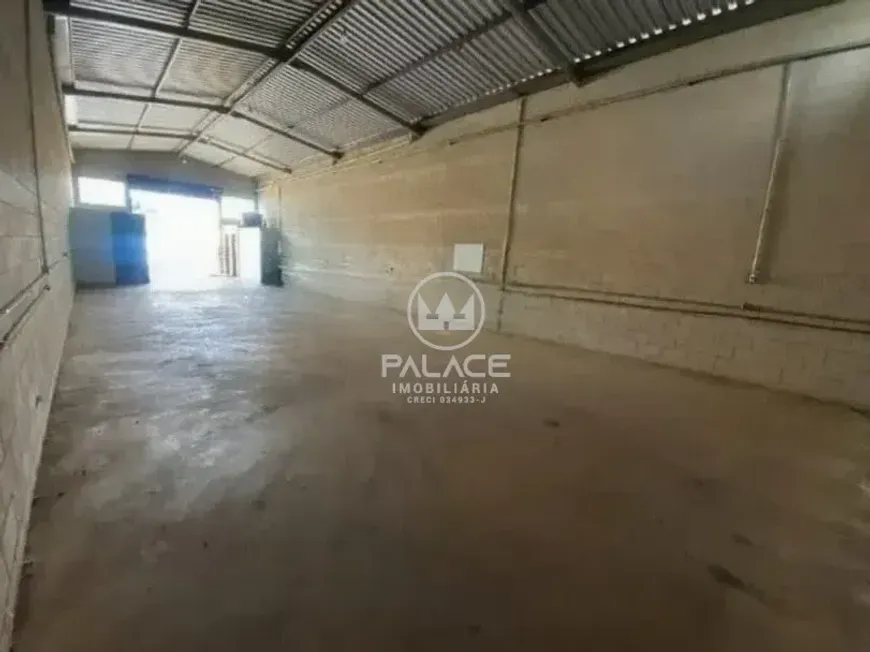 Foto do imóvel - Imóvel comercial para alugar com 200 m², 1 quarto, 2 banheiros, 3 vagas