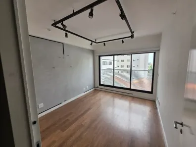 Conjunto Comercial / Sala com 2 Quartos para venda ou aluguel, 31m² no Vila Izabel, Curitiba