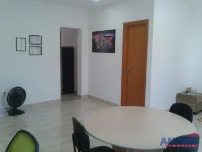 Conjunto Comercial / Sala à venda, 33m² no Centro, Jacareí