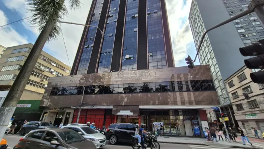 Conjunto Comercial / Sala à venda, 111m² no Centro, Curitiba