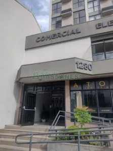 Loja / Salão / Ponto Comercial à venda, 64m² no Centro, Caxias do Sul