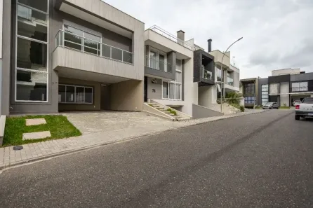 Casa com 4 Quartos à venda, 278m² no Uberaba, Curitiba