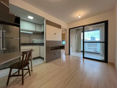 Apartamento com 1 Quarto para alugar, 34m² no Centro, Curitiba
