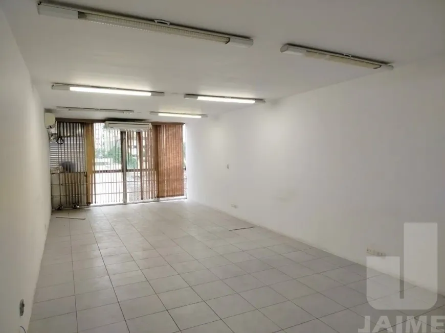 Foto do imóvel - Imóvel comercial para alugar com ar-condicionado, 52 m², 2 banheiros e 1 vaga na garagem.