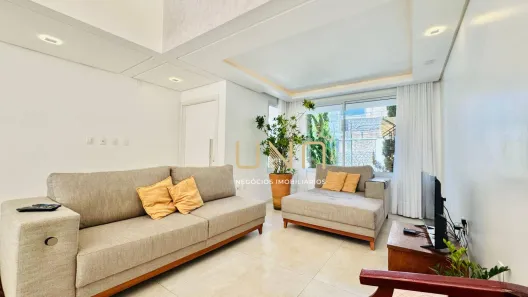 Casa com 3 Quartos à venda, 330m² no Coqueiros, Florianópolis