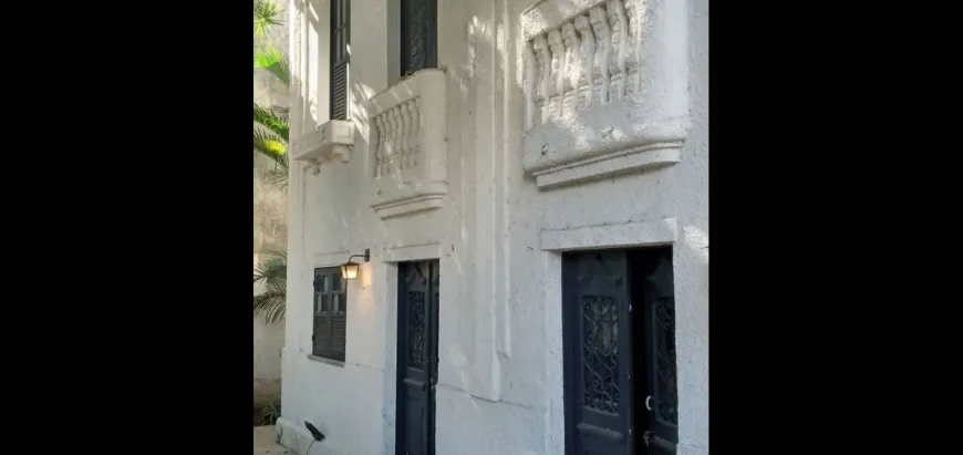 Foto do imóvel - Casa à venda com 3 quartos, 8 banheiros e 400 m² em