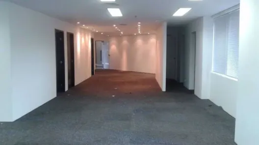 Conjunto Comercial / Sala para venda ou aluguel, 223m² no Cidade Monções, São Paulo