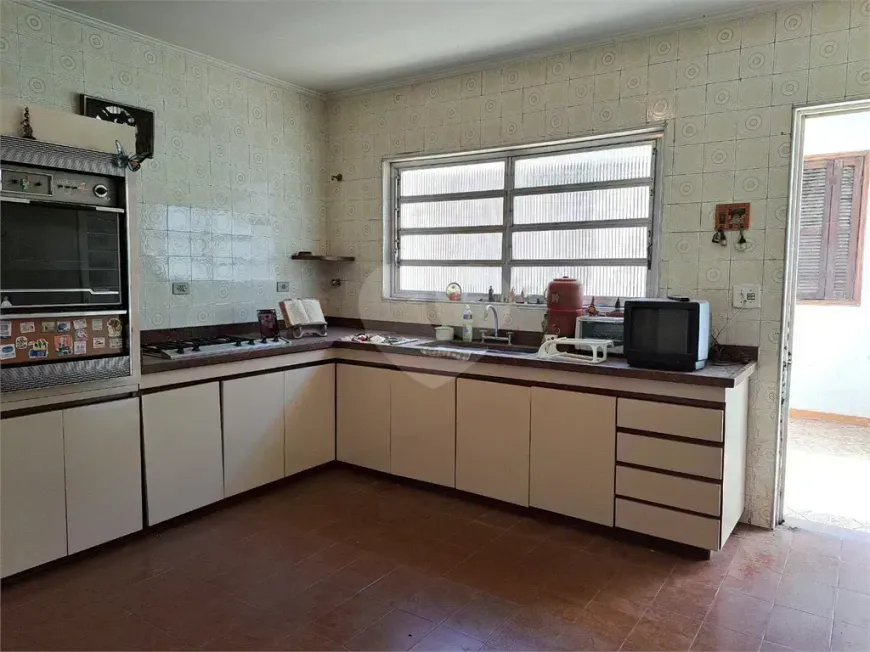 Foto do imóvel - Casa à venda com 3 quartos, 1 suíte, 187 m², 4 banheiros e 2 vagas na garagem em