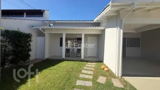 Casa com 3 Quartos à venda, 254m² no Itacorubi, Florianópolis