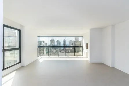 Apartamento com 3 Quartos à venda, 137m² no Meia Praia, Itapema