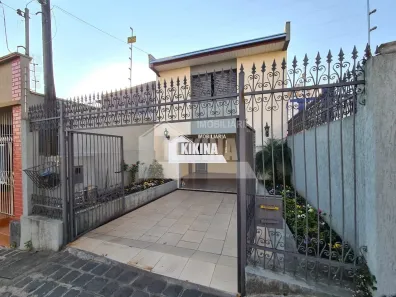 Sobrado com 4 Quartos à venda, 189m² no Centro, Ponta Grossa