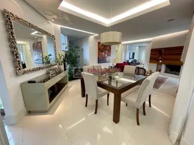 Casa com 5 Quartos à venda, 580m² no Cacupé, Florianópolis