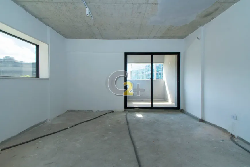 Foto do imóvel - Sala/Conjunto/Escritório à venda com 40 m², 1 banheiro e vaga na garagem próximo ao Metrô Oscar.