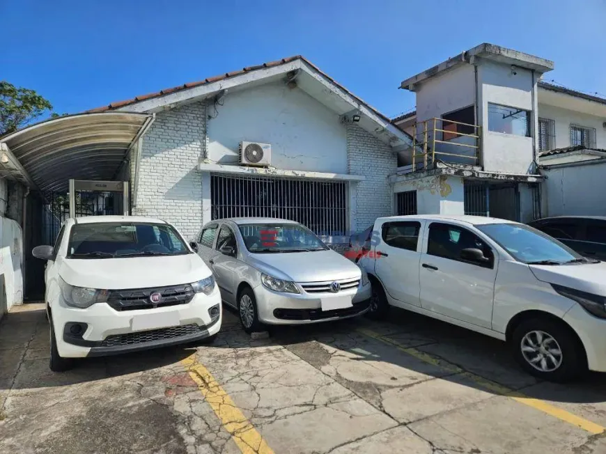 Foto do imóvel - Imóvel comercial à venda com 4 quartos, 5 banheiros, 8 vagas na garagem e aceita animais em