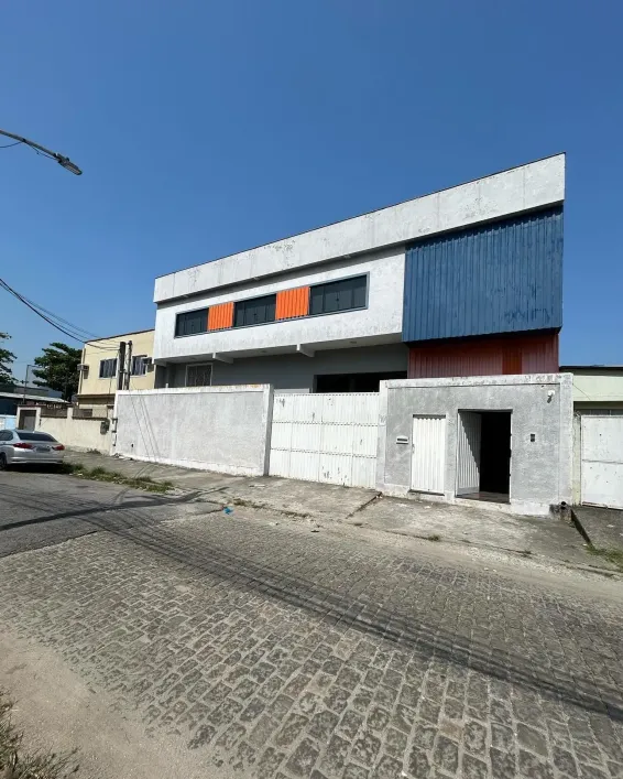 Foto do imóvel - Prédio/Edifício inteiro à venda com 300 m², 4 banheiros e 6 vagas na garagem próximo à Estação.