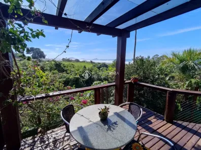 Casa com 3 Quartos à venda, 235m² no Vila Nova, Imbituba