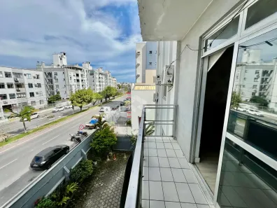 Apartamento com 3 Quartos à venda, 84m² no Capoeiras, Florianópolis